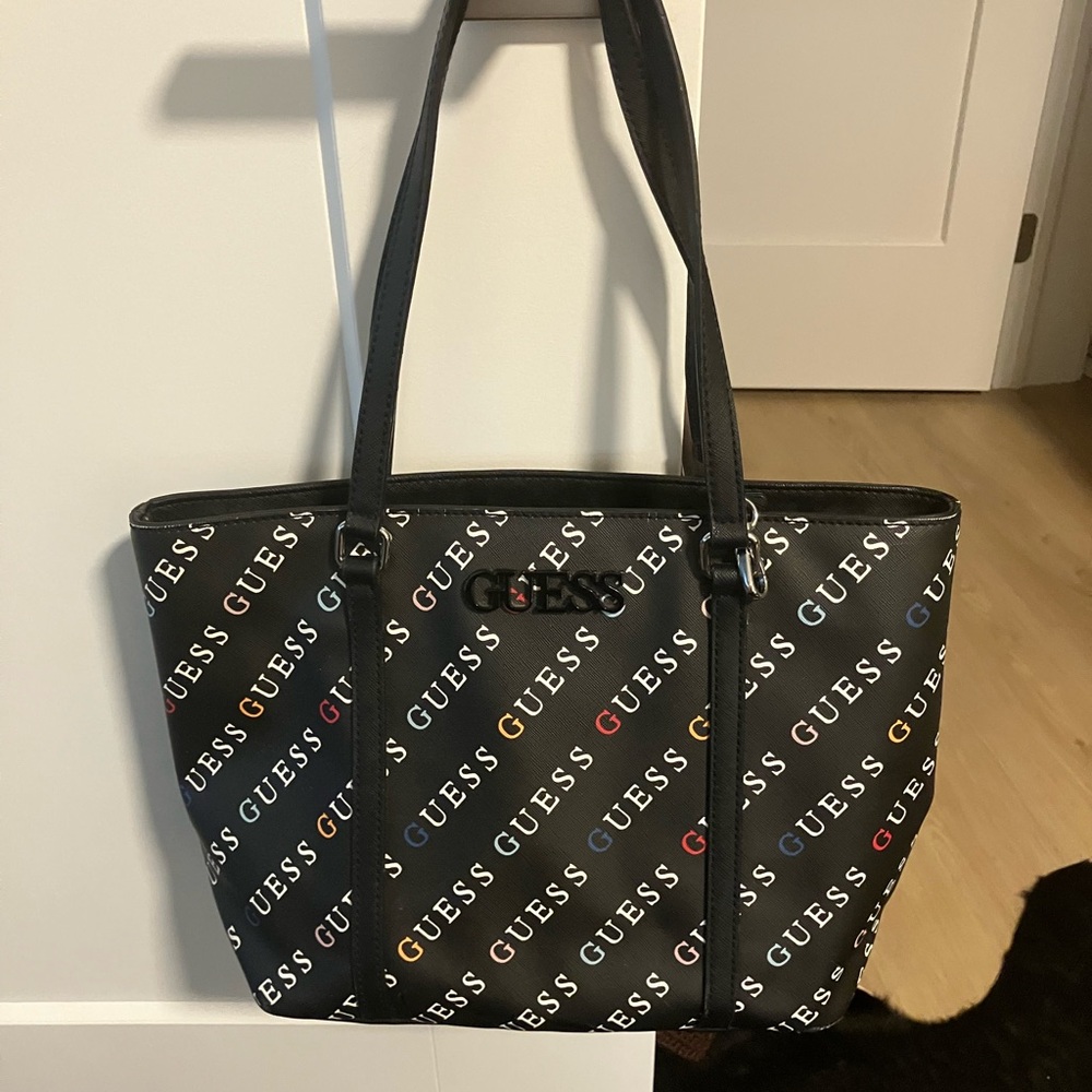 Guess Black and White HandBag with Monogram Design